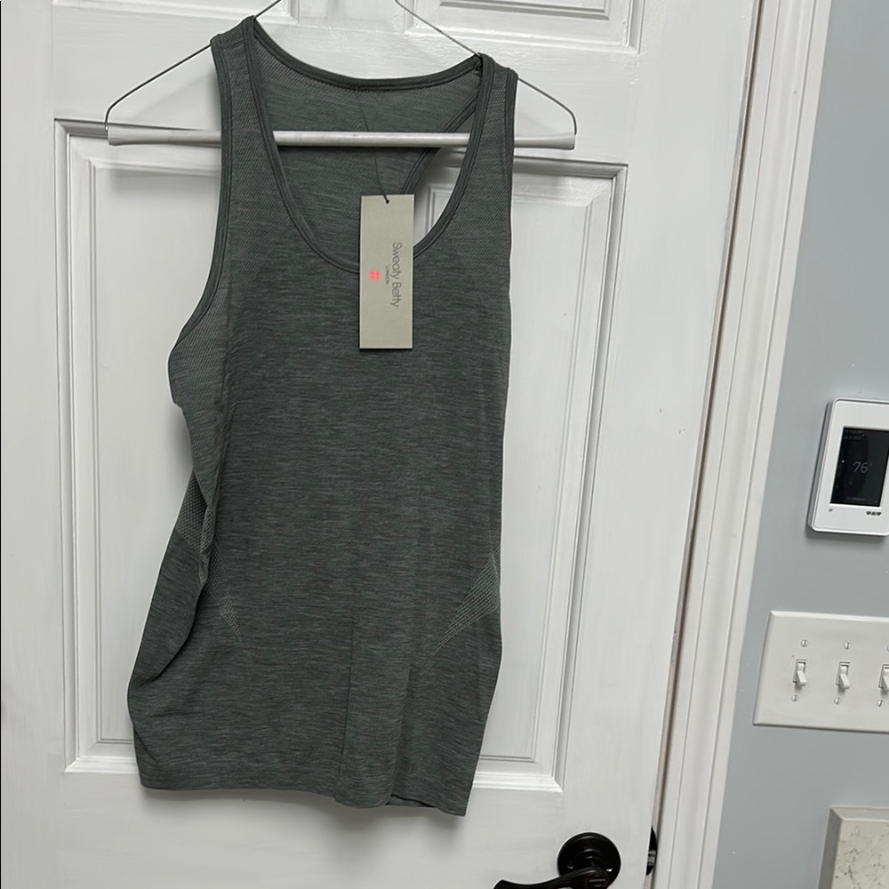 Sweaty Betty Gray Fitted Sleeveless Tank Top size large - Picture 2 of 6